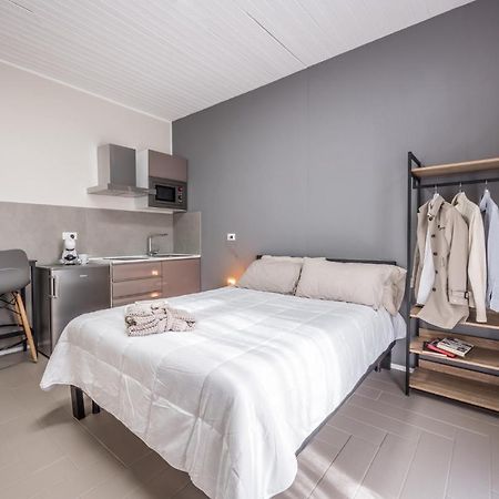 Suite 649 Mono Con Terrazzo Модена Екстериор снимка