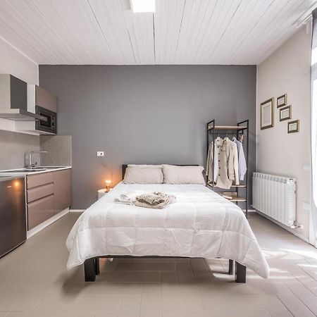 Suite 649 Mono Con Terrazzo Модена Екстериор снимка