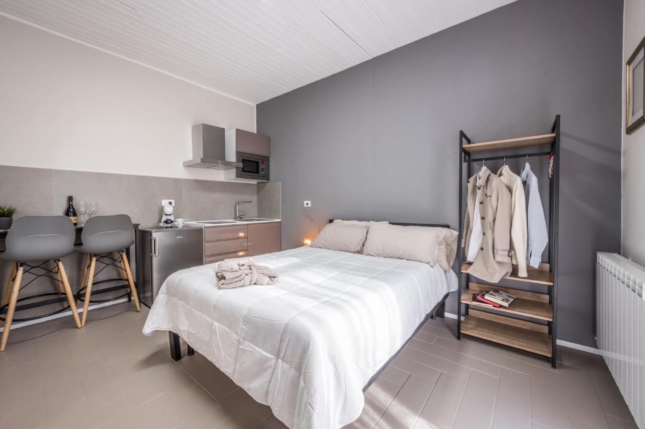 Suite 649 Mono Con Terrazzo Модена Екстериор снимка