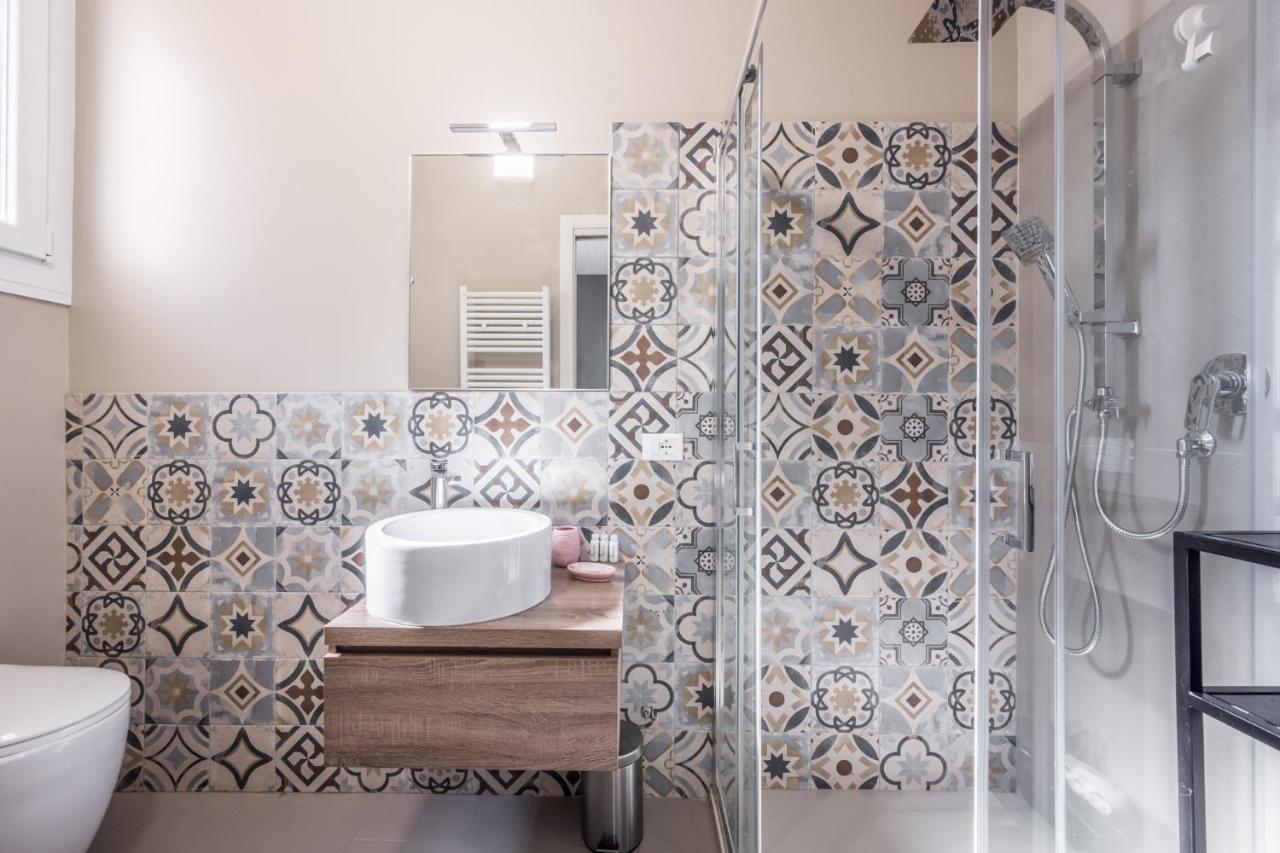 Suite 649 Mono Con Terrazzo Модена Екстериор снимка